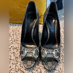 Gucci GG Glitter Pattern Pumps